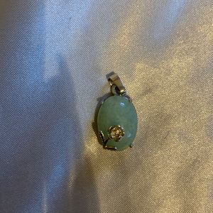 Green Aventurine Crystal Rose Pendant